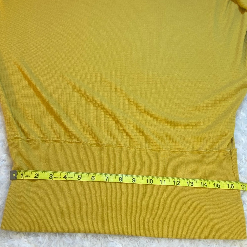 We The Free Tunic Top Size L Mustard Raw Seams Light Weight Oversized Sleeves - Picture 7 of 9